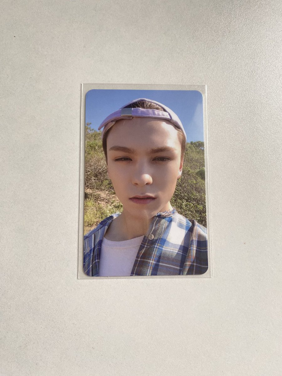 nineyu_k's tweet photo. hi @bokutocart !! thank you for bringing vernon home safely and for the freebies as well! stay safe and take care!! 💗💗 

— #bokutofb https://t.co/0sr3vRlajy
