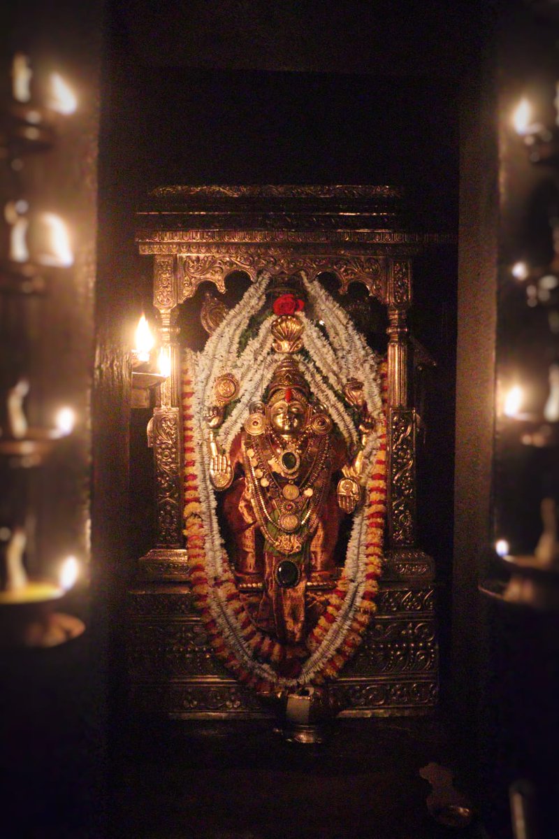 KateelShri's tweet image. ಕಟೀಲು ಶ್ರೀದುರ್ಗಾಪರಮೇಶ್ವರಿ ಅಮ್ಮನವರ ಇವತ್ತಿನ ಅಲಂಕಾರ 27-10-2022