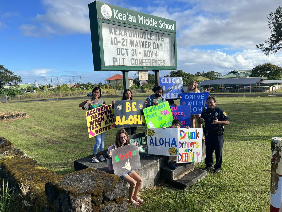 Kristel Brogdon (@kristelbrogdon) on Twitter photo Drive with Aloha sign waving with our favorite officer 🤙 Our Greenwaves loved all the honks and shakas this morning from our Kea’au community! We’ll be roadside sharing our message throughout the holiday season 🫶🏼 <a href="/GreggYonemori/">Gregg Yonemori</a> <a href="/Deb3Collins/">Debbie Collins</a> <a href="/kmccracken808/">Kristina McCracken</a> <a href="/KKPCA1/">KKPCA</a> Drive with Aloha sign waving with our favorite officer 🤙 Our Greenwaves loved all the honks and shakas this morning from our Kea’au community! We’ll be roadside sharing our message throughout the holiday season 🫶🏼 <a href="/GreggYonemori/">Gregg Yonemori</a> <a href="/Deb3Collins/">Debbie Collins</a> <a href="/kmccracken808/">Kristina McCracken</a> <a href="/KKPCA1/">KKPCA</a>