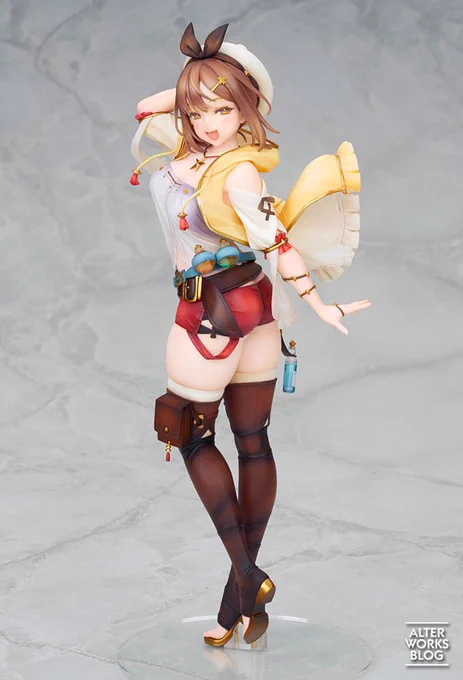 原型製作に携わった1/7「ライザ(ライザリン・シュタウト)」の予約が本日より開始されます。特徴である太ももはもちろん素敵な元イラストを活かせるよう可愛く仕上げました。後ろ姿の佇まいもお気に入りなので興味惹かれた方はチェックしてみてください! 