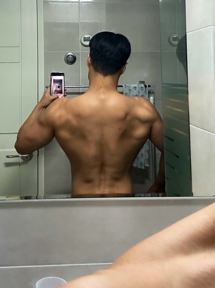 올해는 벌크 농사를 잘 지어야하는데
또 체지방만 늘 것 같은 불안감이