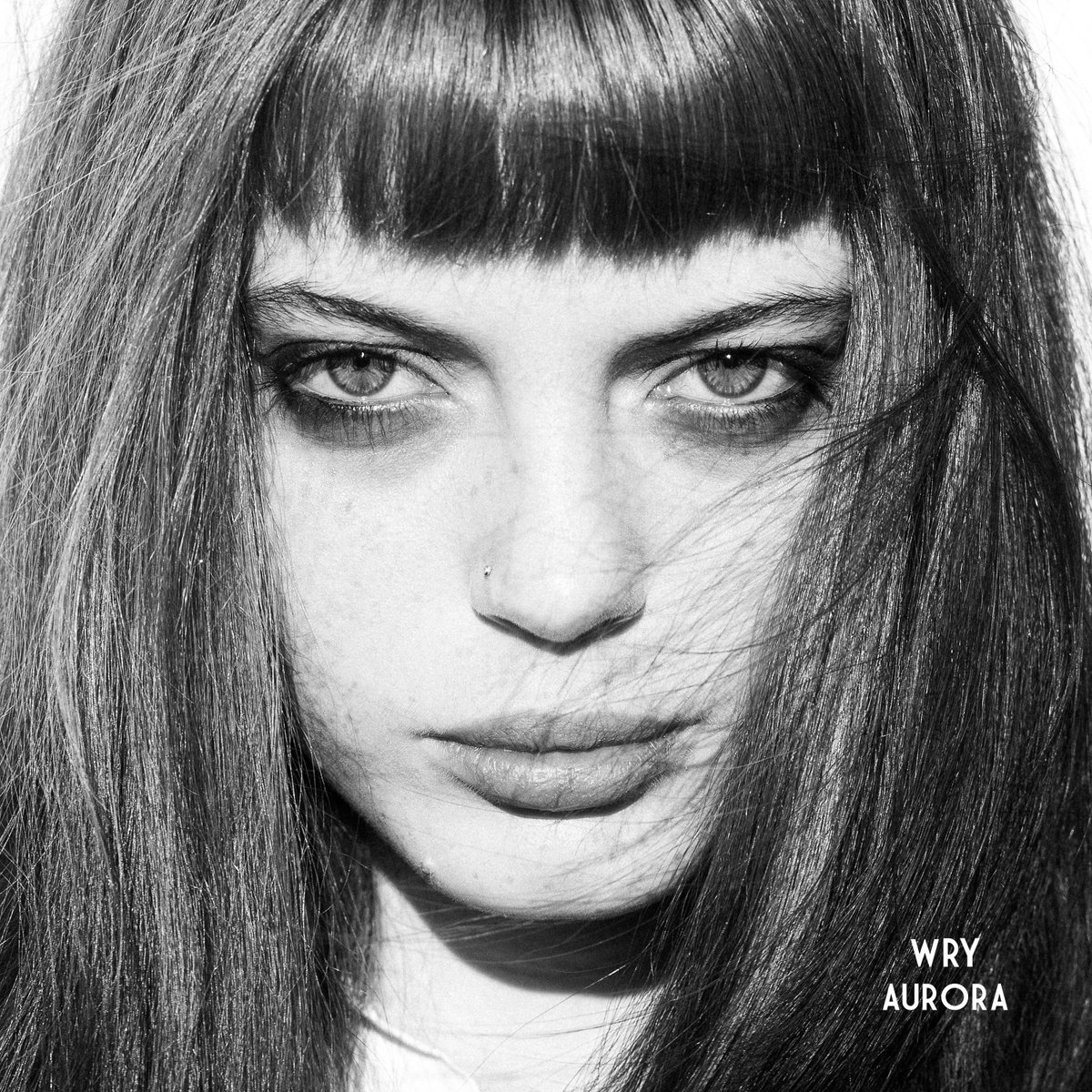 O disco novo do WRY se chama AURORA.
**Fazendo o pre-save nesse link ditto.fm/aurora-wry além de dar uma força, concorre a cópias do vinil e camisetas exclusivas**