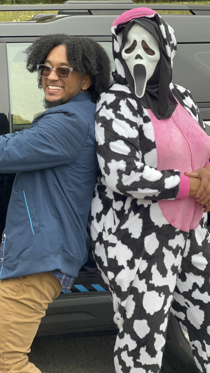 arychcn's tweet photo. DC Police Foundation - Annual DC Metropolitan Police Department Family Fun Day hanging out with Freddie - ROG the Dog. #InvestingInASafeDC
#MoneyBadgers #Swat #FirstResponders #FirstNet @404girl @jillmill321 @dfraser0107 @chaserickman01 @MASWreckingCrew @DCPoliceFdtn https://t.co/n17OHxmP4a