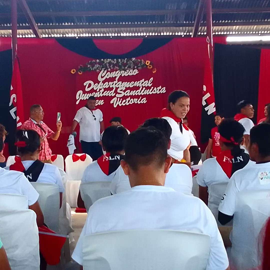 gustavotercerof's tweet photo. Visitamos 📍Villa Nueva Municipo del departamento de Chinandega 📷 Donde se dio el Congreso departamental de Juventud sandinista 19 de julio ❤🖤

#villanueva #Chinandega #PuertoMorazán #gustavotercero #juventudsandinista #js19dejulio #unidadparalaprosperidad https://t.co/L0W76KOx47