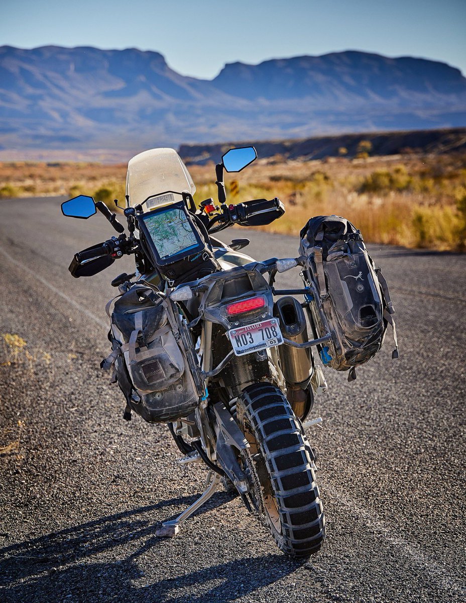 New Mexico BDR on the Triumph Tiger 900 Rally Pro. Featured in Issues 67, 68 & 69. 
📸 Olivier de Vaulx

Issue 67:  bit.ly/2issu67q
Issue 68:  bit.ly/2issu68q
Issue 69:  bit.ly/2issu69q

#nmbdr #ridebdr #triumph #dualsportadv #ridemore #upshift_online