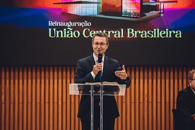prmauricioucb's tweet photo. Agradecemos a Deus pelo privilégio de servimos a Ele, e por todas as bençãos que nos proporciona. Após 33 anos, hoje a sede da União Central Brasileira foi reinaugurada. Para melhor servir, e para o avançar da obra do grande Mestre.

Até aqui nos ajudou o Senhor. I Samuel 7:12 https://t.co/y6Y5nYLvDV