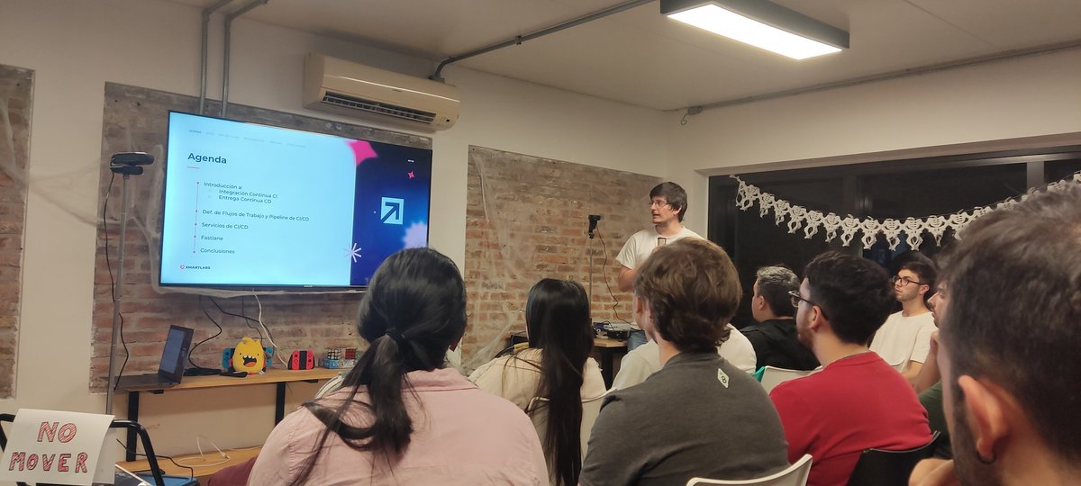FlutterMvd's tweet image. Matias de @xmartlabs nos explica CI/CD con #Fastlane en @createthrivedev
Seguinos en vivo en youtu.be/LXcGnloWbpk