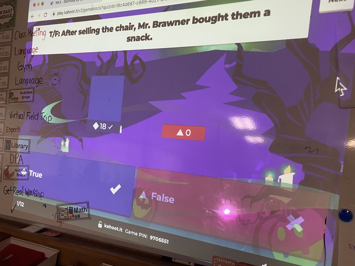 alyshadamji's tweet photo. It was an “explosion of great magnitude” with our Cougars @chawrdsb as we continue to read “Stuntboy, In The Meantime”. We hope we make it on the Week 3 @Kahoot leaderboard #GRAstuntboy #stuntboyinthemeantime
@teachingsmarter https://t.co/smLG5Tk37l