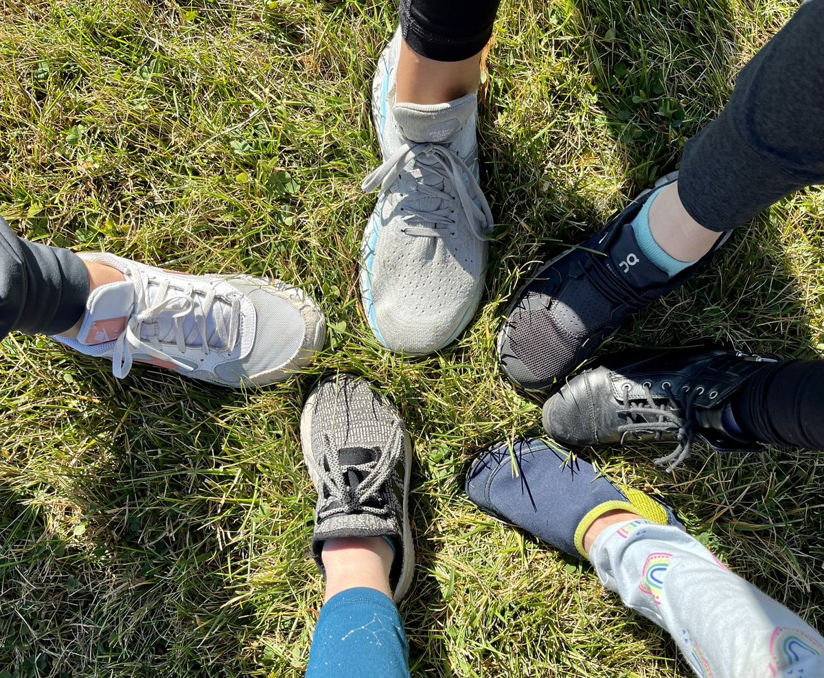 stephalvey's tweet photo. 1st graders make awesome walking buddies! Only a few joined Mrs. Price, Miss Alcaraz, and I for some power walking on Workout Wednesday, but we still had fun!
#ibtigerpride
@IBES_PE https://t.co/IXNUP1Ztfw