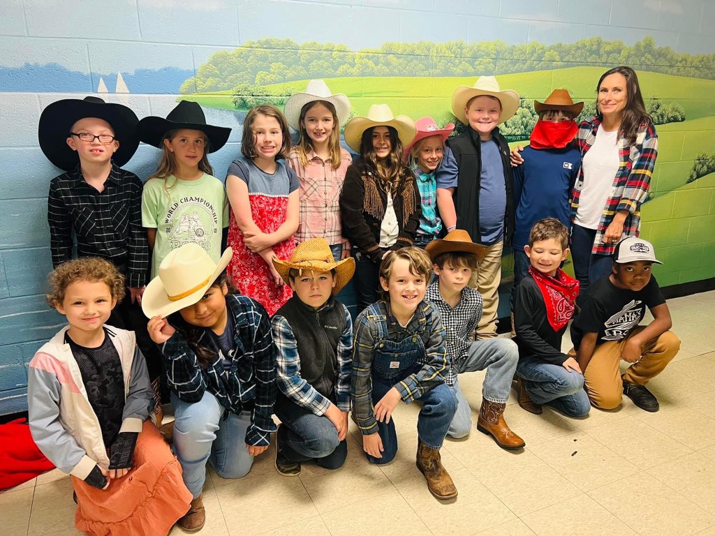 HESHORNETSROCK's tweet photo. HES celebrates Red Ribbon Week in their western attire! At HES, we ”Give Drugs The Boot!” #redribbonweek2022 https://t.co/osWTBgMOlV