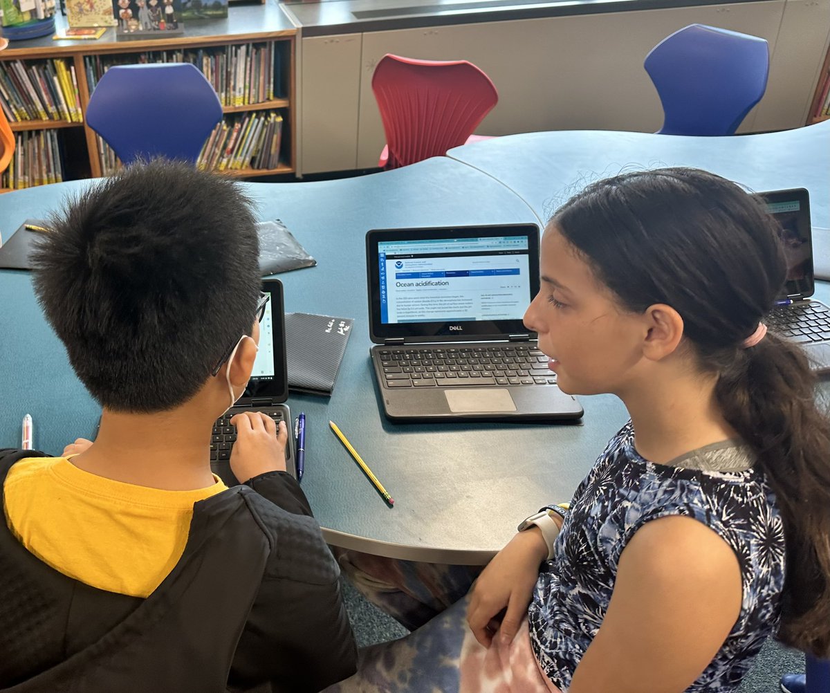 librarian_melia's tweet photo. Students in @MsCelicsClass are partnering up to tackle some deep issues in oceanography. Stay tuned to see how our young activists are going to help make our planet a better place. @A_RiveraNY https://t.co/G0jrqlQF5j