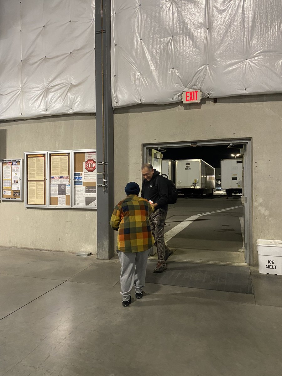 UTLKE_SafetyPreload tweet media