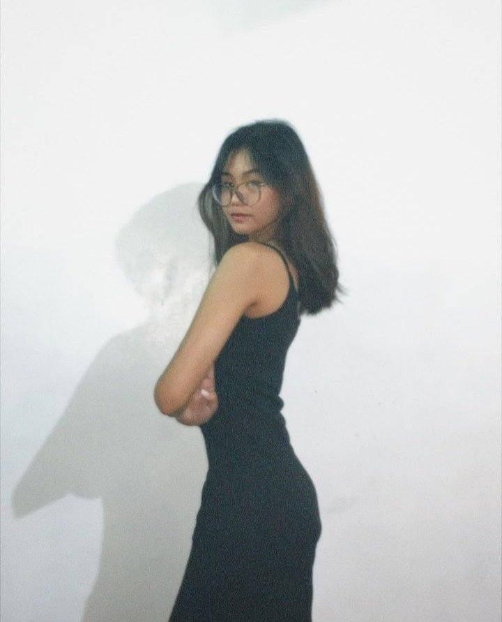 Xeya29523096's tweet photo. Goodmorning  I’ll give free pussy vid y’all💦

Retweet’s and follow 

If you done comment ‘me’

#alterbagets #alterpinay #alterph #alter #AlterManila #altercebu #alterphilippines #alterpinoy #nsfwtw #alternewbie #alterpinayvideo #nsfwtwtً https://t.co/XrELEkKUxZ