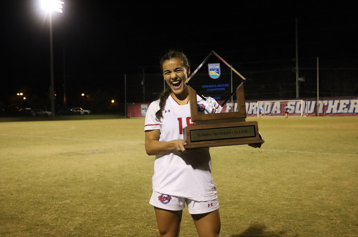 cbrost321go's tweet photo. @DrColleenHacker Here is Malia’s goal she scored last night! https://t.co/JigK5aX3eJ