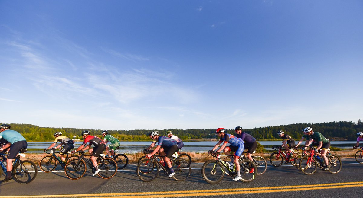Happy #TakeMeOutsideDay 🎉 If you haven’t already pull out that bike and go for a ride! 🚲 #yyjride #yyjcycle #rainorshine