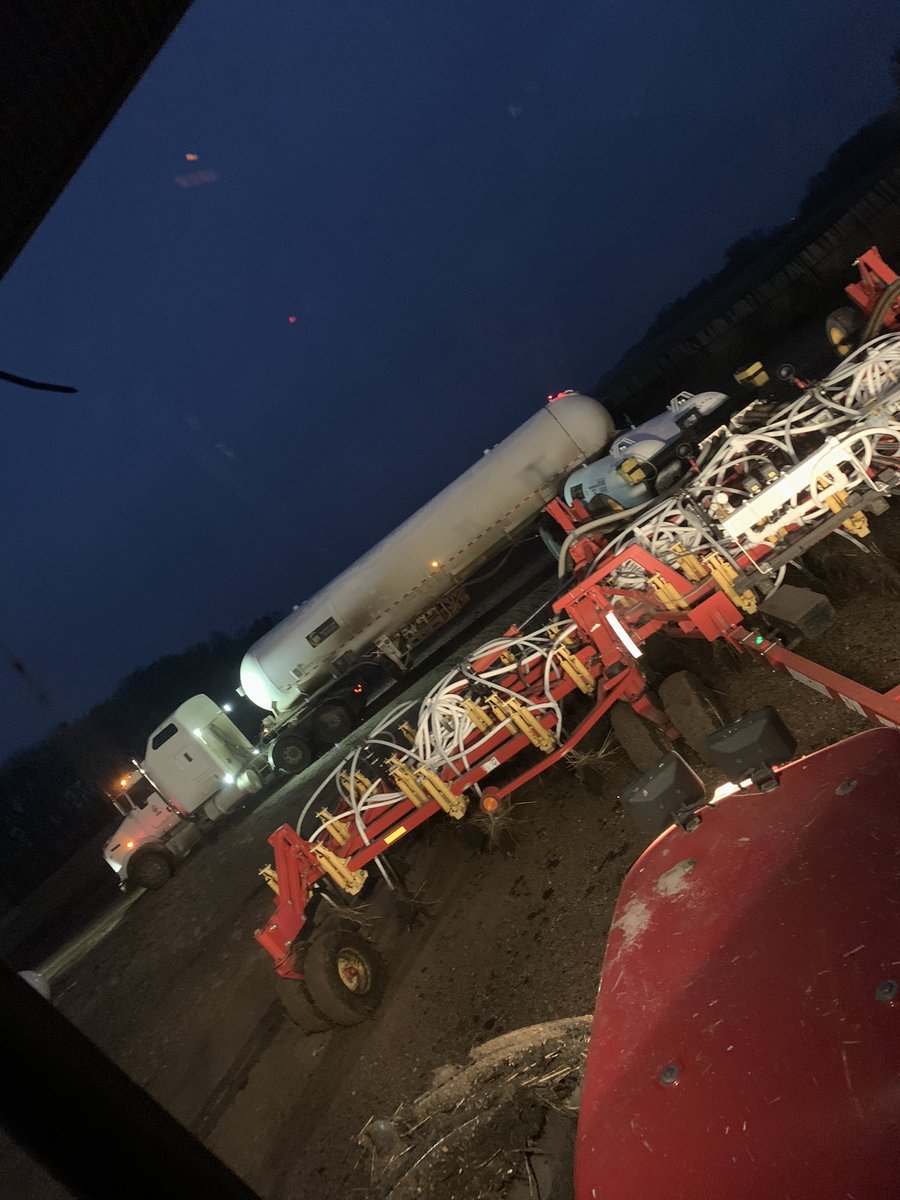 New owner, same great service. Pull into the yard empty, truck to fill the tank only moments behind. Can’t beat that. <a href="/AFSAgro2022/">AFS Agro</a> <a href="/306td1965/">Travis Dreger</a>