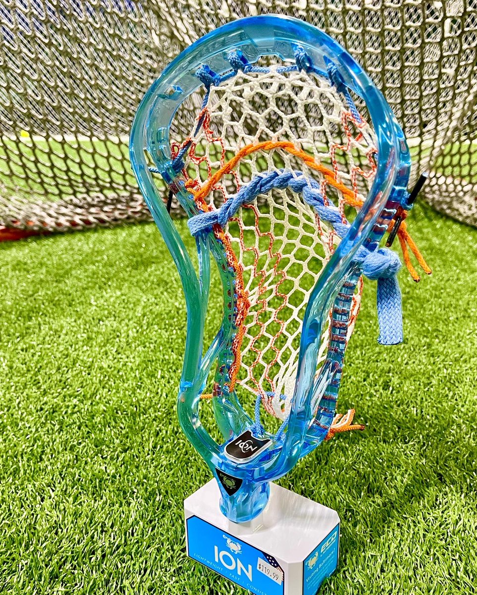 StinsonMellor's tweet photo. #flinttropics #jackiemoon #ontherocks #icewarning https://t.co/XwDb1aOf1A