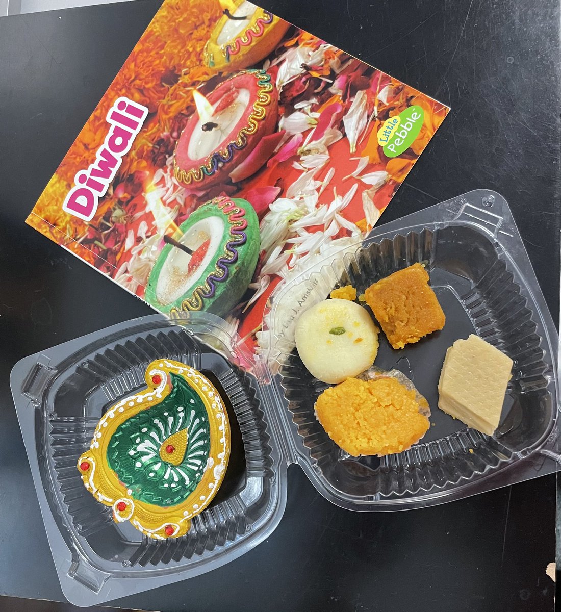 Global and ethical citizens sharing their culture (and treats for the teacher) *Happy Diwali <a href="/HuntersWoodsES/">Hunters Woods ES</a> <a href="/FCPSRegion1/">FCPS Region 1</a> #POG #4thgraderocks #EmojiNation
