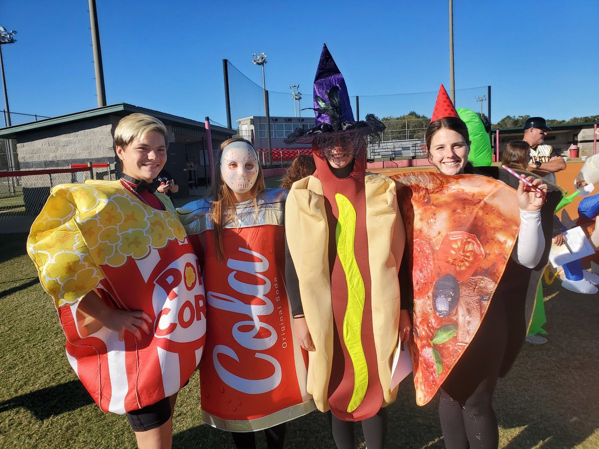 Finished up the Iron Tigress with our Halloweenie challenge!!! Softball Golf, The Gauntlet, Crush the Zombie and Pumpkin Carving!!