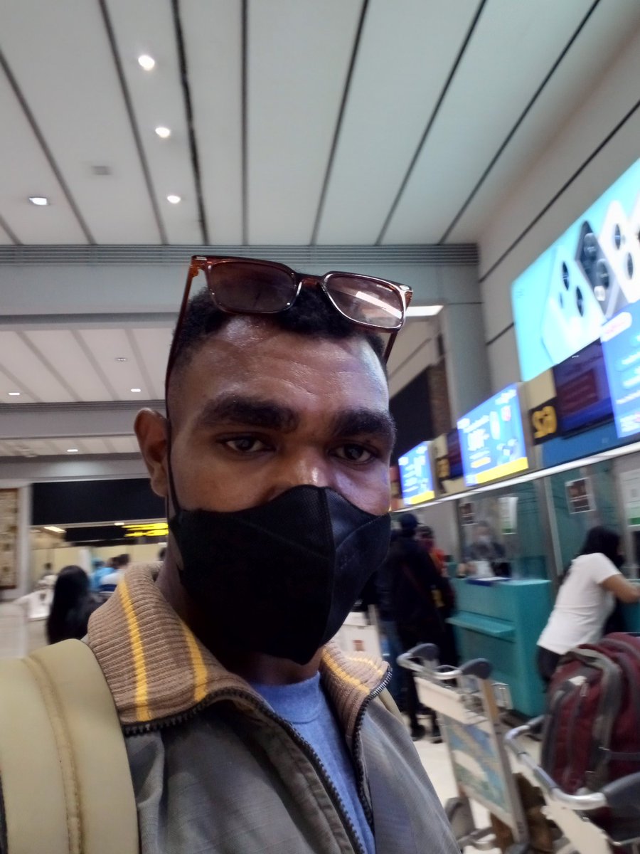 ✈️