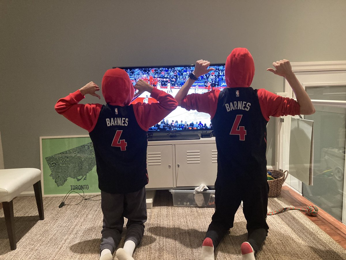 dfallon's tweet image. #TangerineFanAngle