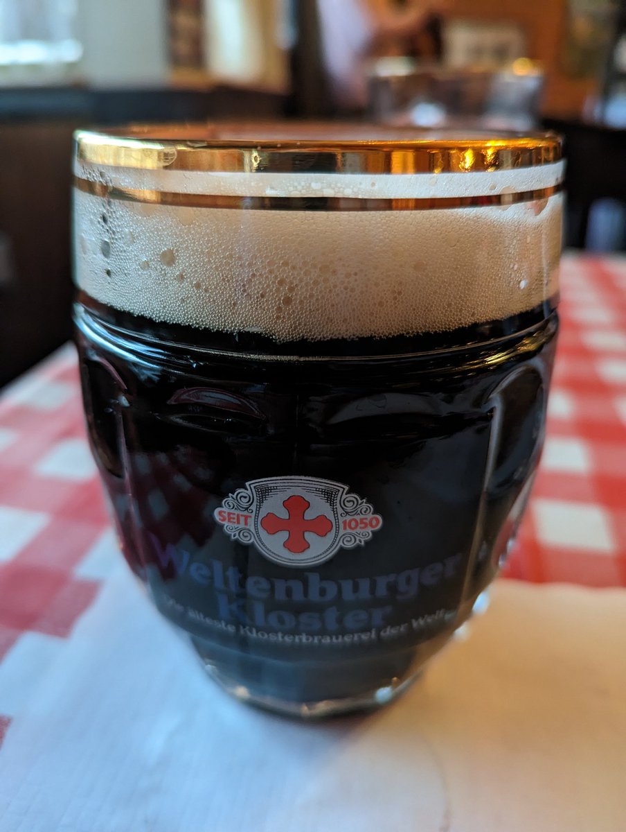 Crims0nTid3r's tweet photo. Schwarzbier, butchers plate, and Austrian bread pudding
#supper #dinnee #pork #dessert #beer #schwarzbier #wurst #breadpudding https://t.co/ZcHp4zVqbJ