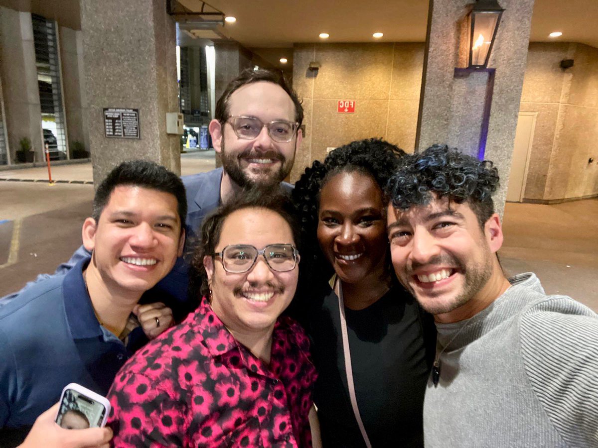 These @PediAnesthesia #DEI Committee members were so happy to meet in person at #SPANOLA & #ANES22! Many great plans coming up! #SPADEI @reece_nguyen @TAinaMDMPH @reminiferous @EPetersonMD @OdinakachukwuE5 @TomasLazoMD