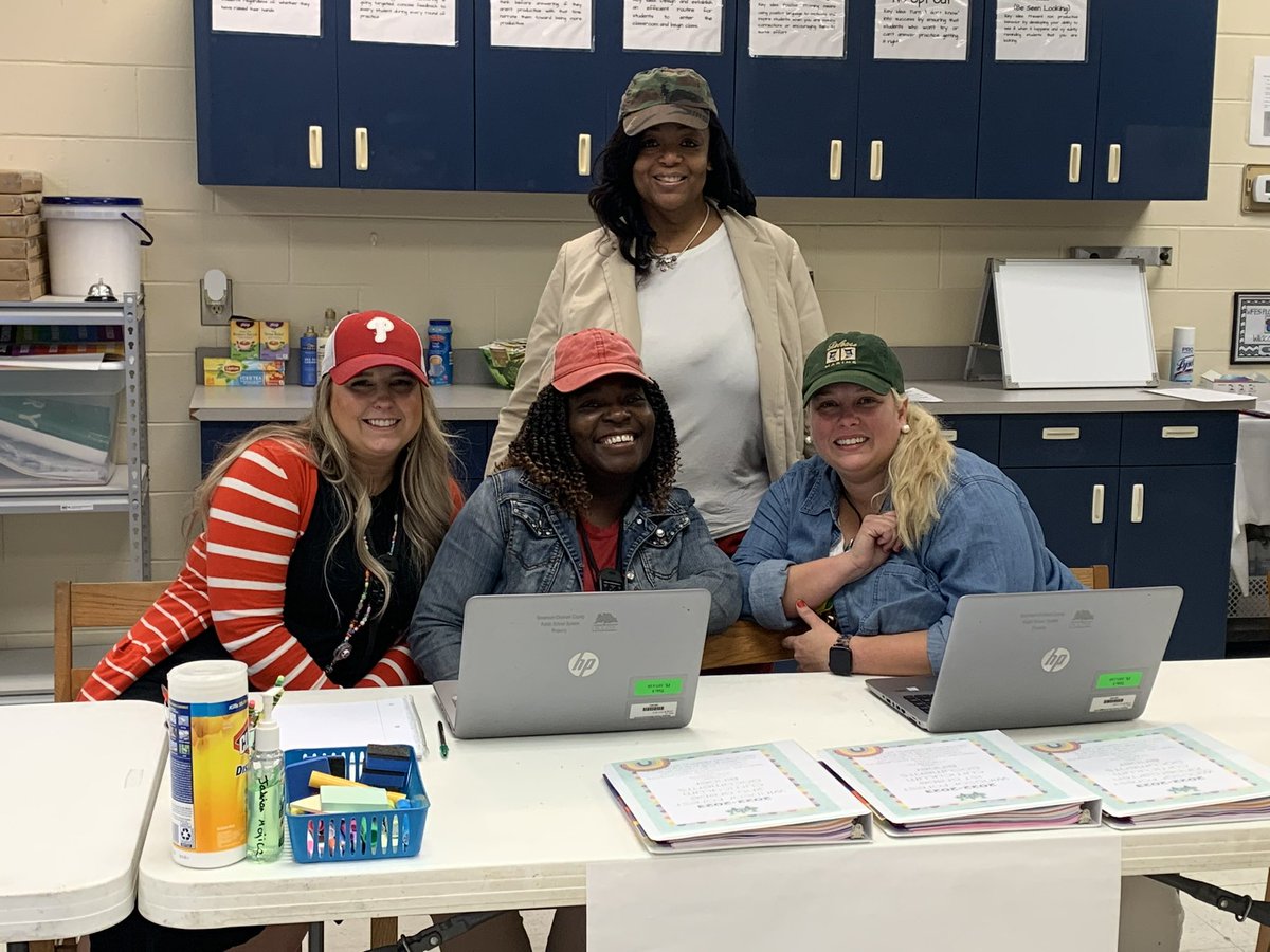 Bryce Bell (@simplyb731) on Twitter photo It’s Red Ribbion Week! An we are putting a CAP on DRUGS🚫🚭!!! Shout out to the best 1st grade team in Savannah! ❤️ <a href="/WindsorForestES/">Windsor Forest Elementary School</a> It’s Red Ribbion Week! An we are putting a CAP on DRUGS🚫🚭!!! Shout out to the best 1st grade team in Savannah! ❤️ <a href="/WindsorForestES/">Windsor Forest Elementary School</a>