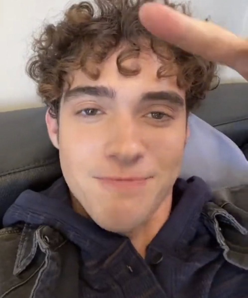 💌 closed tweet media