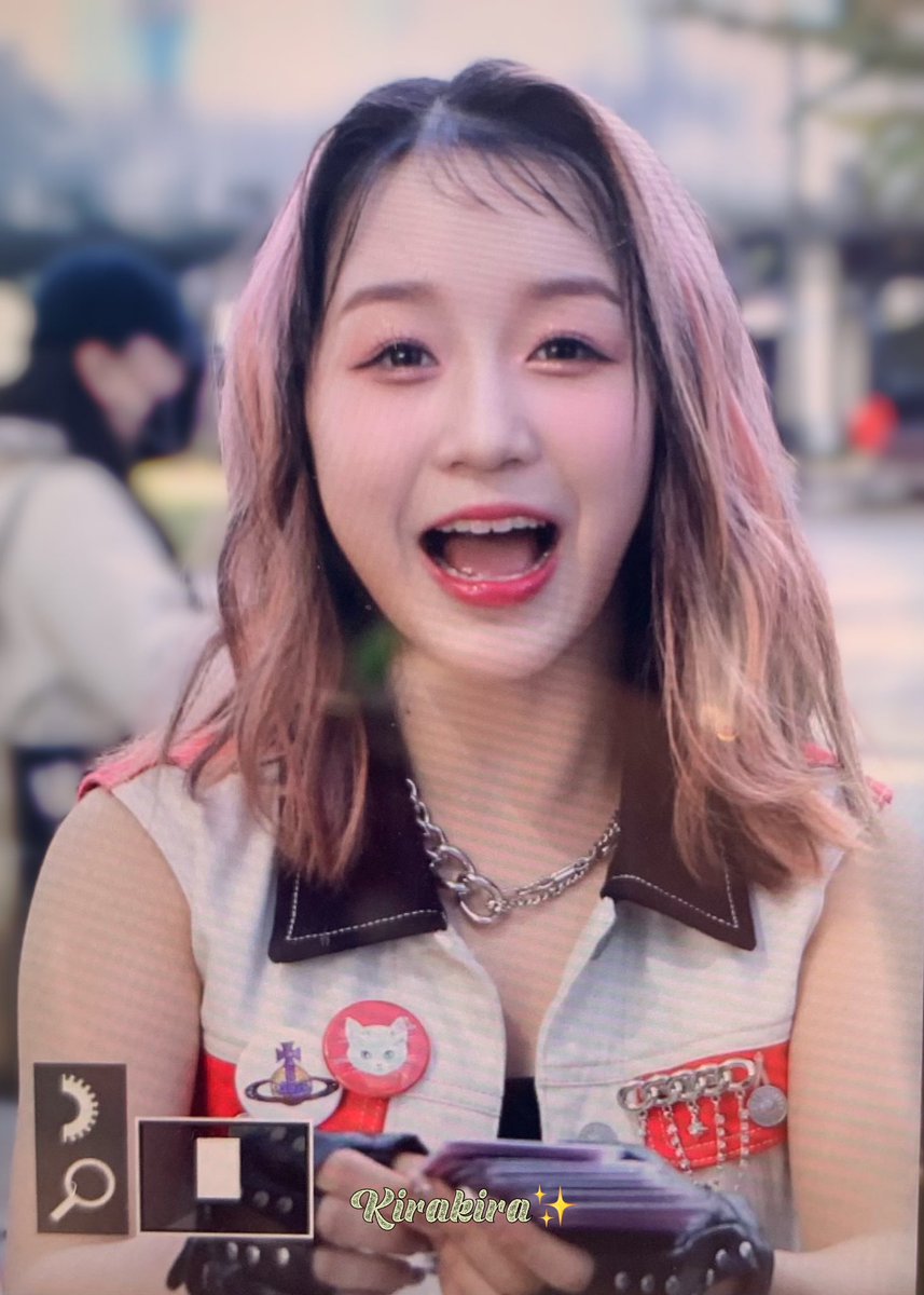 hikaarue's tweet photo. @haii, ngobrol sama aku yang baru selesai hiatus doong! hehehe. kalian lagi sibuk apa sekarang? :c https://t.co/hwxSu0t6O8