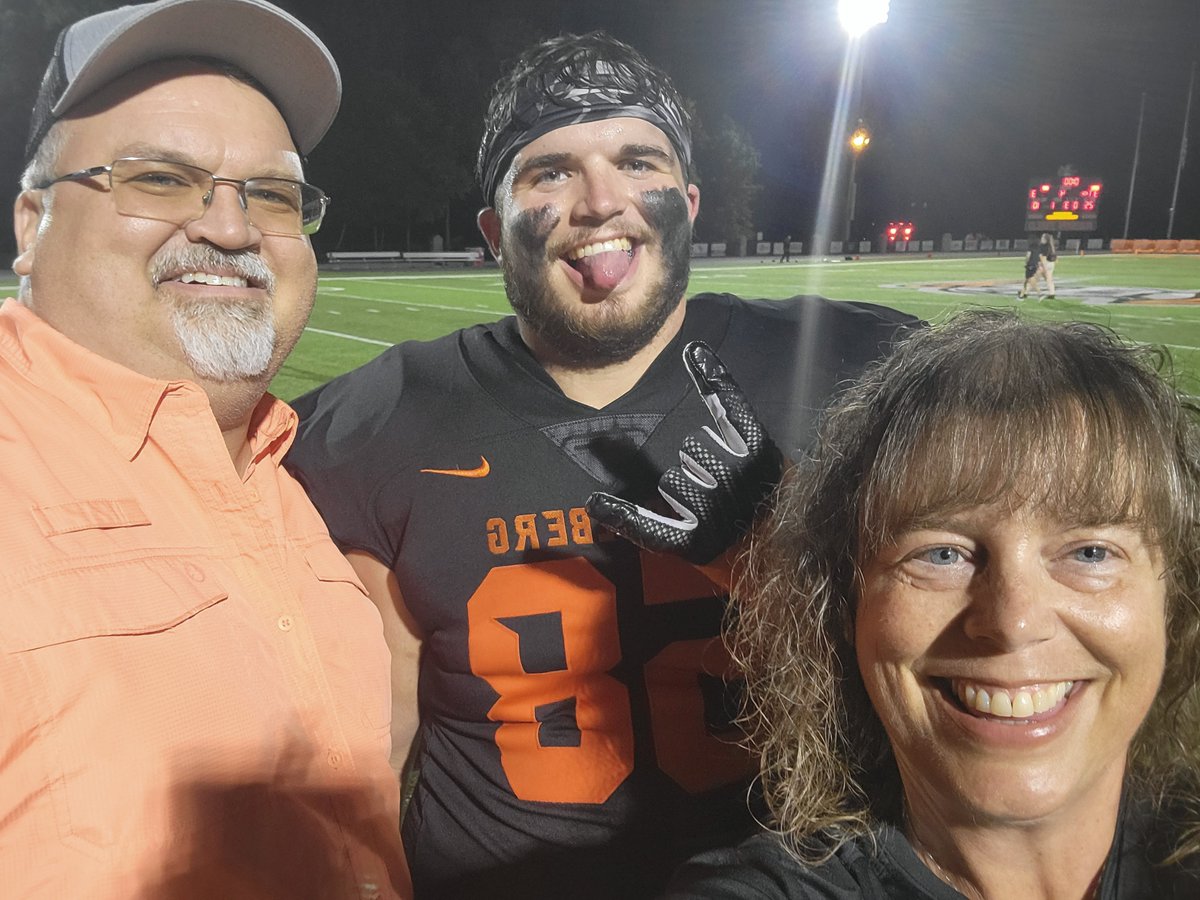 RecruitPokorny's tweet photo. Love What you Do #58.  #bergfootball #confidence https://t.co/EJ3utC3YOg