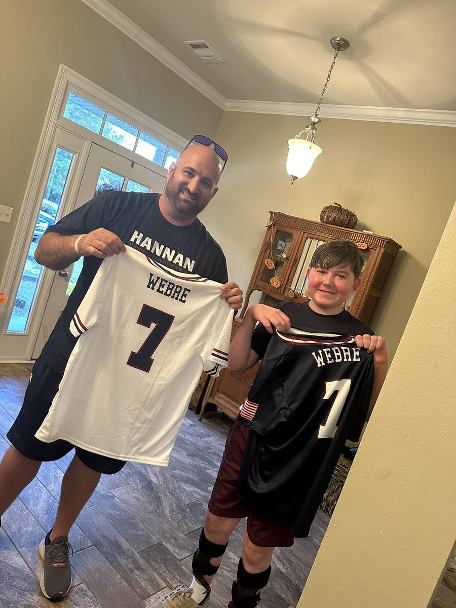 With the number 1 pick….the Hawks select #7 Joe Webre.
Pitcher/infielder/STUD