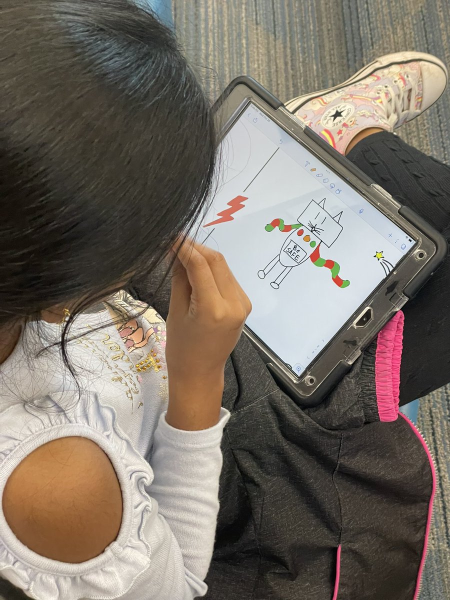 MrsMyersCRE's tweet photo. These kiddos created some great digital superhero citizens. The ability to put a cyber bully on an endless reboot loop and the ability to block all negative comments on the web sound pretty super to me! Thanks @CDavisRead for the digital citizenship lesson! ❤️ https://t.co/leCOgjTPeH