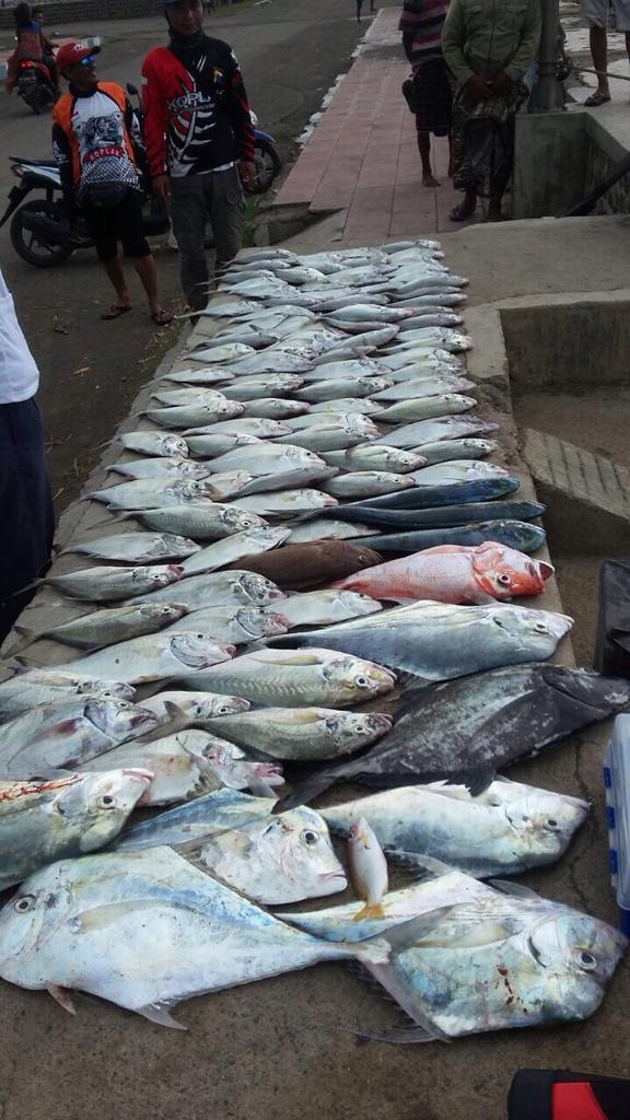 24nurhayana's tweet photo. Ayuk makan ikan..
Ikan membuat kita cerdas dan sehat 👍👍🤗

#weloveprobolinggo
#welovecities
#majenganberlari
#kecamatanmayangan https://t.co/T2tfQO1Rej