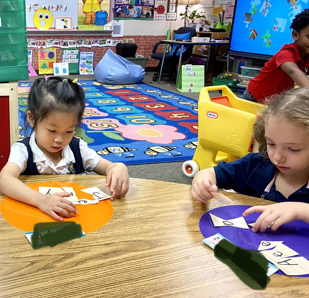 Geronima Lopez (@imalopez08) on Twitter photo Learning the letters inour name. <a href="/KathyCherryAP/">KathyCherry</a> <a href="/MireyaFromTX/">Mireya Lara</a> <a href="/AliefPreK/">Alief Early Childhood</a> <a href="/ReesStars/">Rees Elementary (Performing & Visual Arts Academy)</a> <a href="/imalopez08/">Geronima Lopez</a> Learning the letters inour name. <a href="/KathyCherryAP/">KathyCherry</a> <a href="/MireyaFromTX/">Mireya Lara</a> <a href="/AliefPreK/">Alief Early Childhood</a> <a href="/ReesStars/">Rees Elementary (Performing & Visual Arts Academy)</a> <a href="/imalopez08/">Geronima Lopez</a>