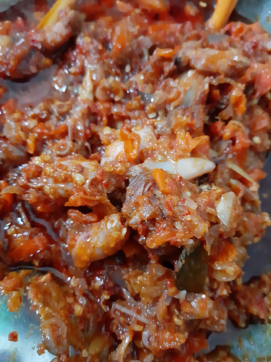 vandy_46's tweet image. Sambal Cumi @Sambal_Anggia satu botol penuh nikmat, yang semakin sempurna bila disantap bersama nasi hangat. Sambal yang lezat, cuminya banyak.

Satu botolnya 30ribu saja, bisa dikirim ke luar kota.

Berani mencoba?

Silahkan order saja ke 0881-1929-208

✈ Karawang

#SambalCumi