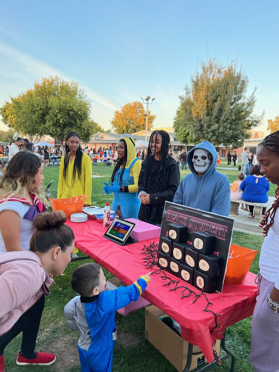 MHSPapaBear tweet media