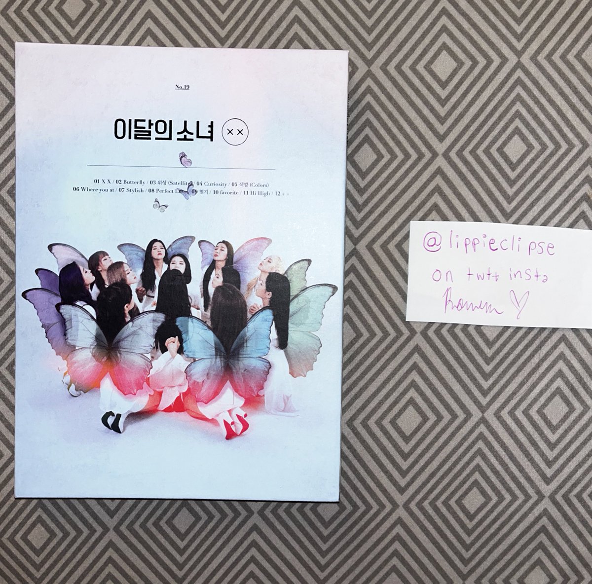 emr4ld's tweet photo. wts
loona xx limited a - $150
{#wtsloona #wtsloonaalbum #wtskpop #wtsxx #loonaxx #xxlimited #xxlimiteda #wtskpopalbum #loonasale #loonasales #loonasell #sellloona #kpopsale #kpopsales} https://t.co/xnj5s4A7ax