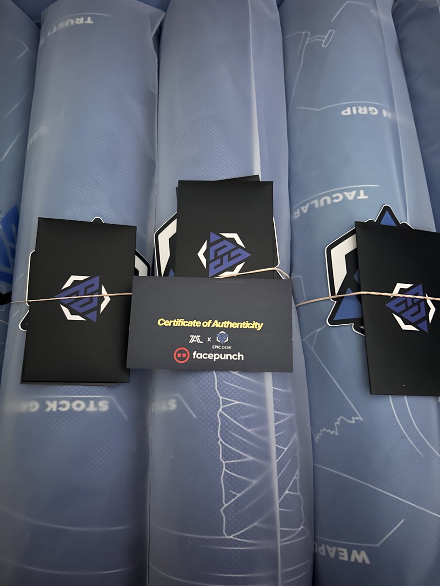 tacularr's tweet image. The Final 6 Tacularr x @epicdeskshop mousepads made...

It was an amazing campaign, especially for it being my first ever drop. So now, I am giving you guys a chance to win ONE of the super limited, no longer made, Tacularr Mousepads..

Enter Here:
gleam.io/SE0g4/tacularr…