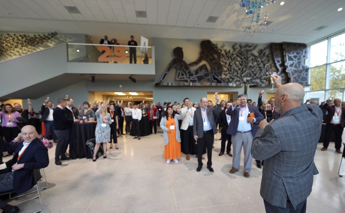Toasting Day 2 at #2022FallSCF! 🥂 Co-faculty director Ted Stank led us in celebrating 25 years of @utknoxville #supplychain partnerships at our <a href="/knoxart/">Knoxville Museum of Art</a> reception. Attendees can access hi-res photos from the reception and the week tomorrow via the GSCI app.