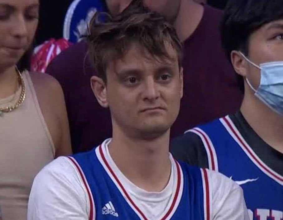 NinjaBands's tweet photo. Anyone else just staring at their screen like this https://t.co/eYZqT9ouoV