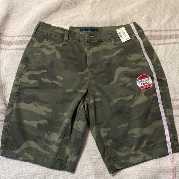 leopardess111's tweet image. So good I had to share! Check out all the items I'm loving on @Poshmarkapp from @Lucys_Closet4U #poshmark #fashion #style #shopmycloset #gbygennaro #aeropostale: posh.mk/R4ee4pyfsub