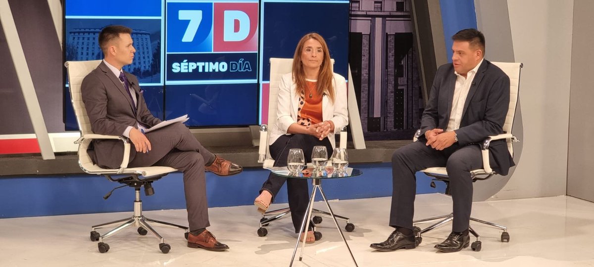 RafaMoyanoMza's tweet photo. "Es importante la irrupción de los intendentes ya que es necesario que en el peronismo existan varias voces".

#PeronismoParaMendoza
#PeronismoEn7D https://t.co/QpJ4SavvFP