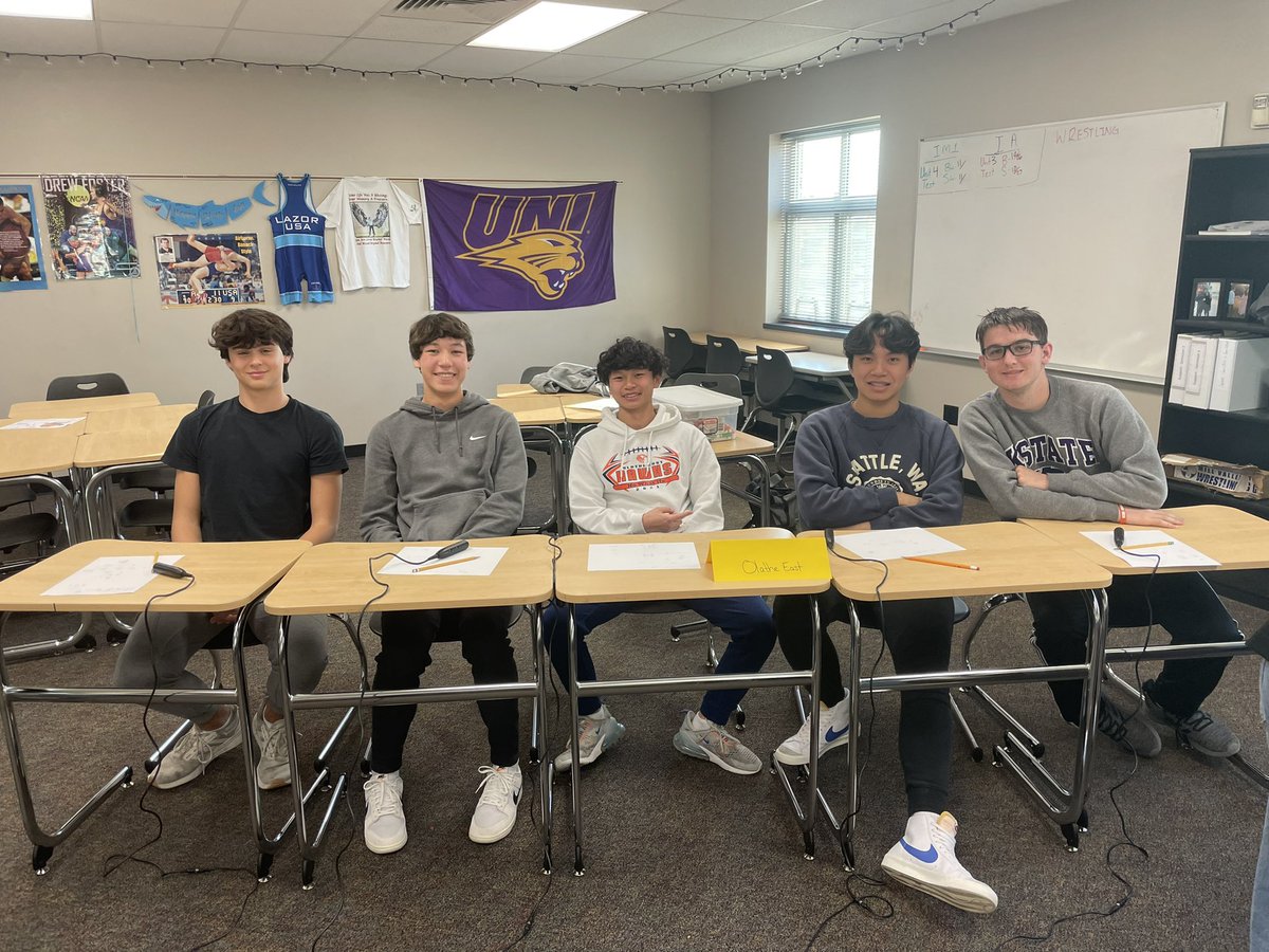Olathe East Scholars Bowl tweet media