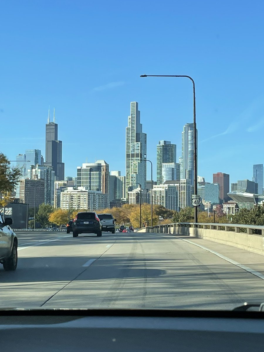 Minicrider95's tweet photo. Please enjoy these photos of my brief stop in Chicago https://t.co/X6ireawbMD