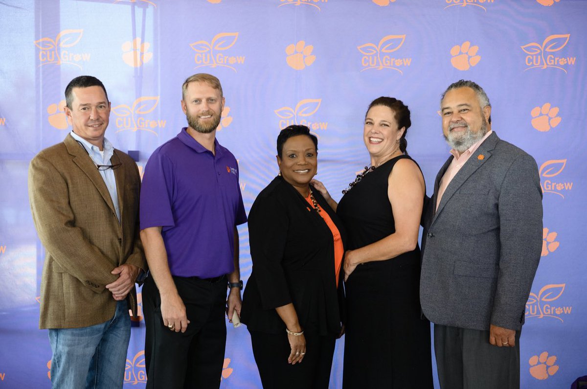 julio_clemson's tweet photo. What a great day celebrating this year’s graduates from our @ClemsonUniv CU Grow program!  Very excited to see Clemson employees across the University benefit from this personalized &amp; intentional professional development initiative. Go Tigers!

#ClemsonFamily #Grow https://t.co/q0bXOEzxUI
