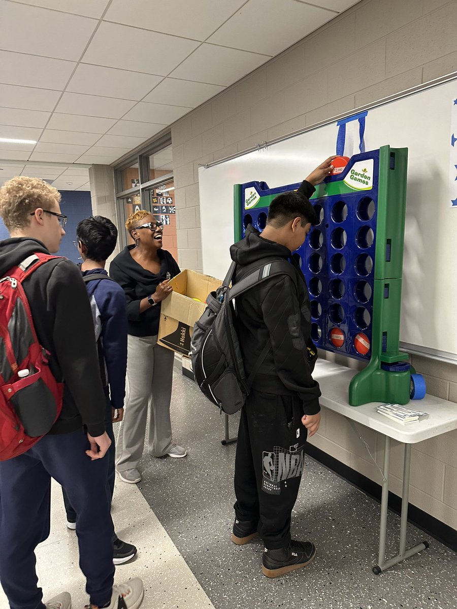 Sabrina Benjamin tweet media