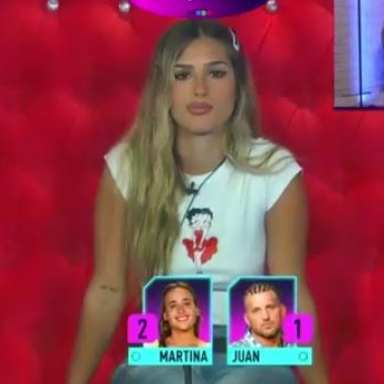 MarcosxFrodo's tweet photo. por supuesto que la reina de Julieta iba a ANIQUILAR a martina #GH22 https://t.co/7dLCEFadXJ