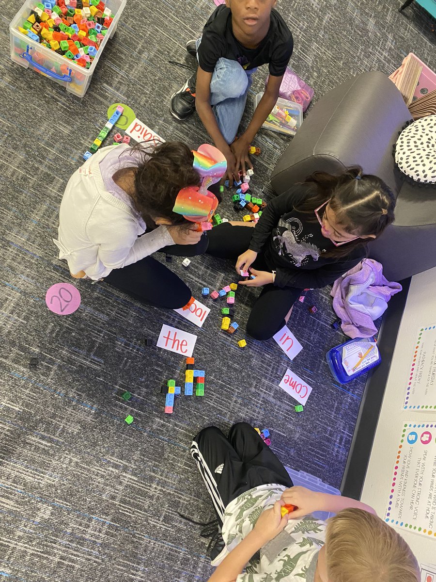 MsWomack1st's tweet photo. Using different manipulatives to practice our sight words during WIN this week ✏️ https://t.co/fgHWp83NA3