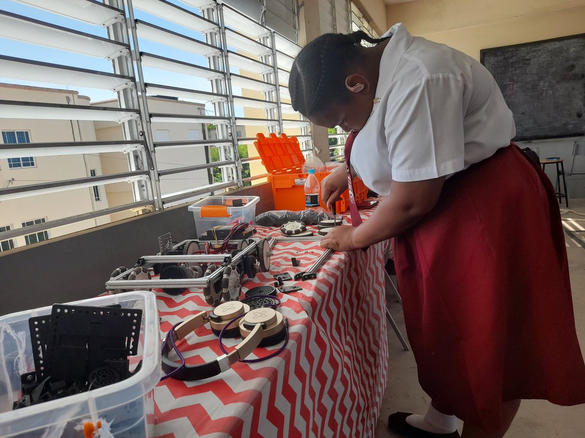 ghs_robotics's tweet photo. Training session for one of our new engineers. 
#ftc #ftcjamaica #firsttechchallenge #ghs #glenmuirhighschool https://t.co/ttF6FNqRjy